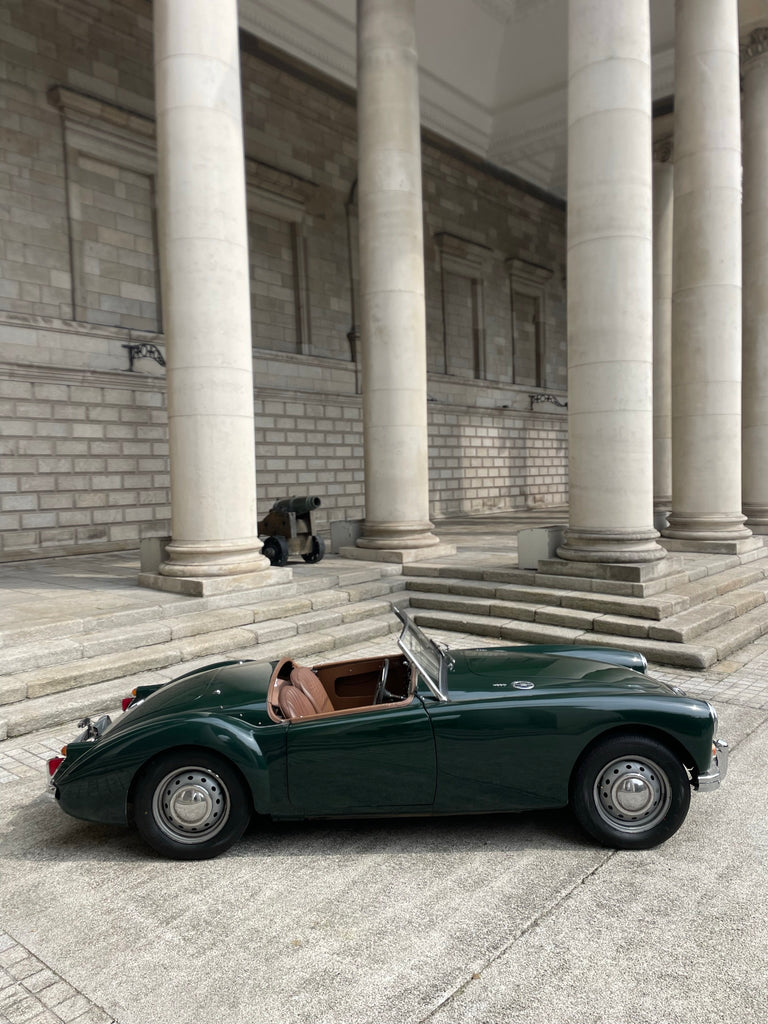 MGA Roadster - Green