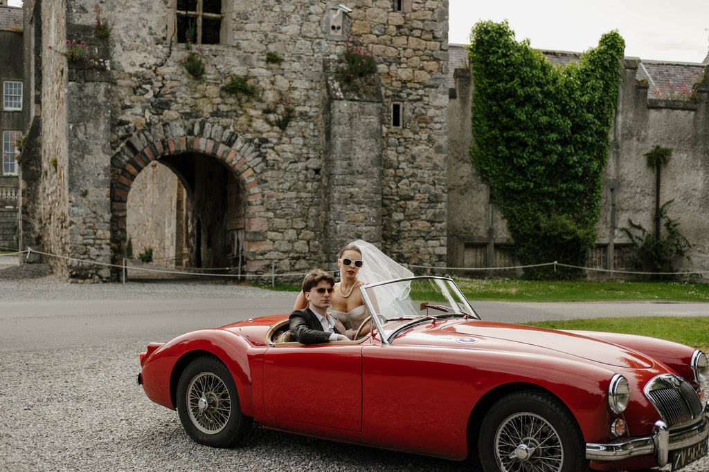 MGA Roadster - RED