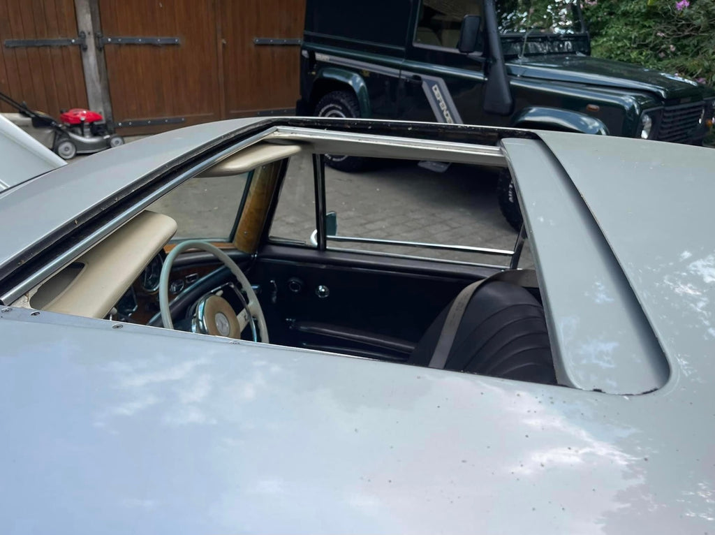 Mercedes 220SEB Coupe