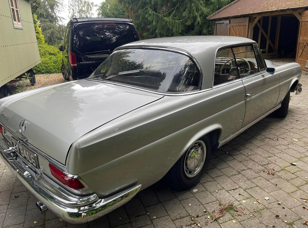 Mercedes 220SEB Coupe