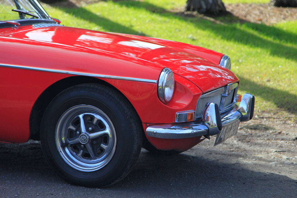 Mgb Raspberry Red MGB Roadster (Red) - Courtyard Classic Cars