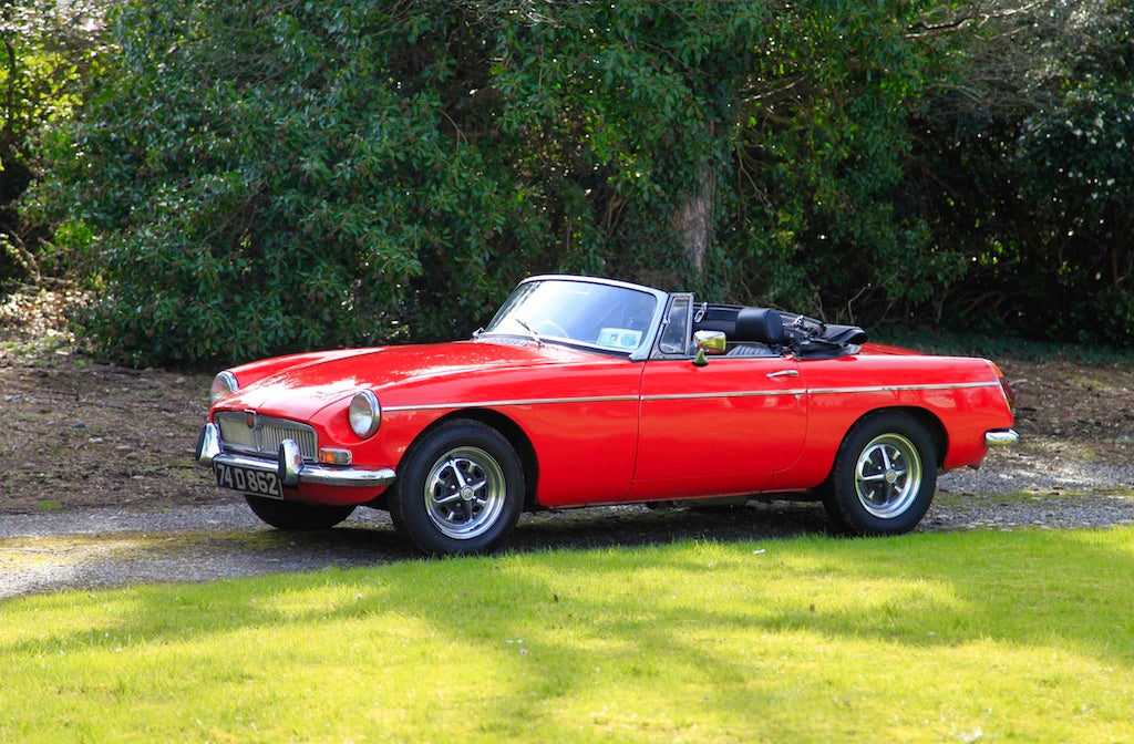 MGB Roadster (Red)