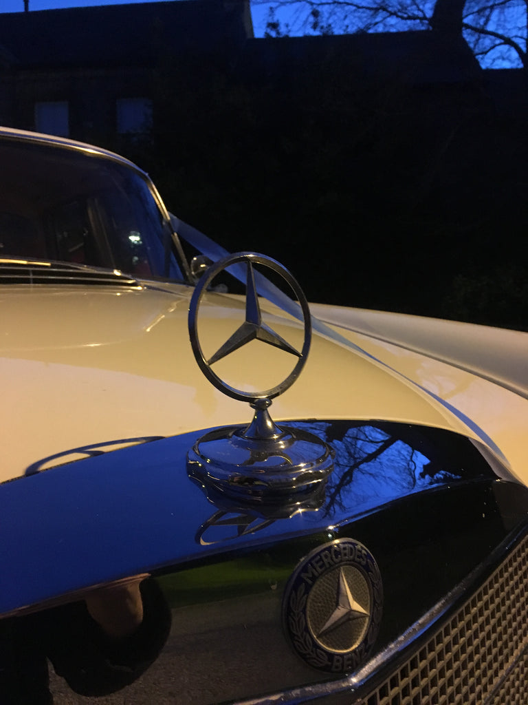 Mercedes 230S Fintail